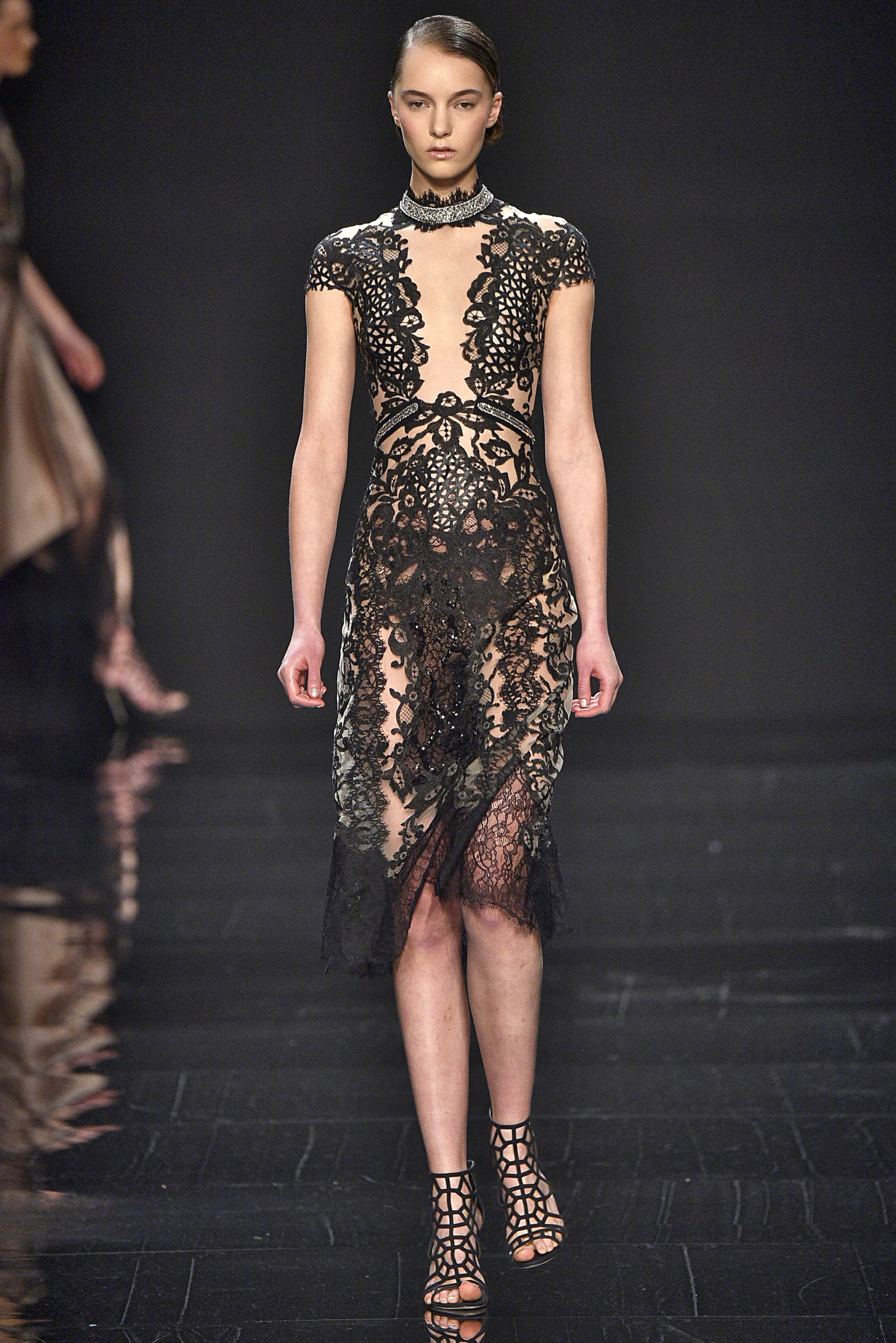 Runway Report: Reem Acra | New York Fall 2016 RTW - Empress of Style